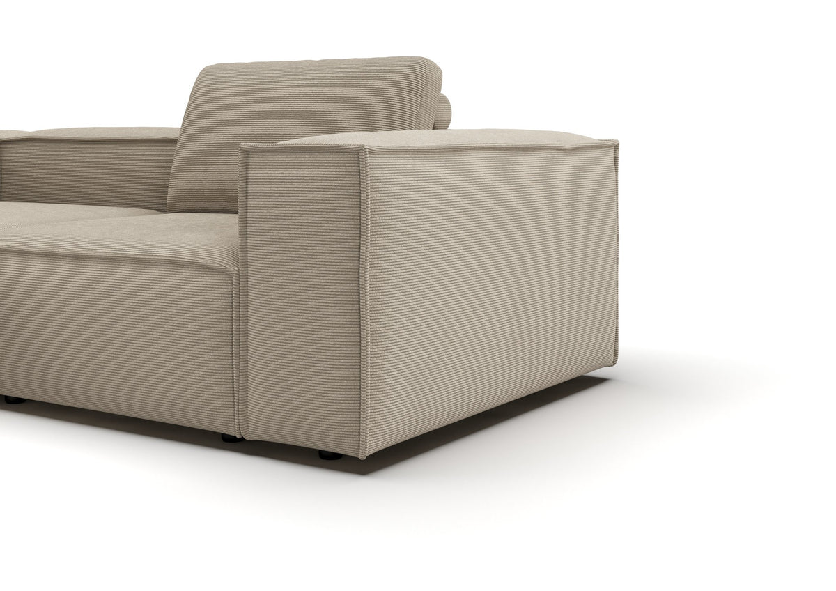 Bergen Ecksofa kompakt mit Longchair in Feincord Sand, Longchair links – Detail Armlehne