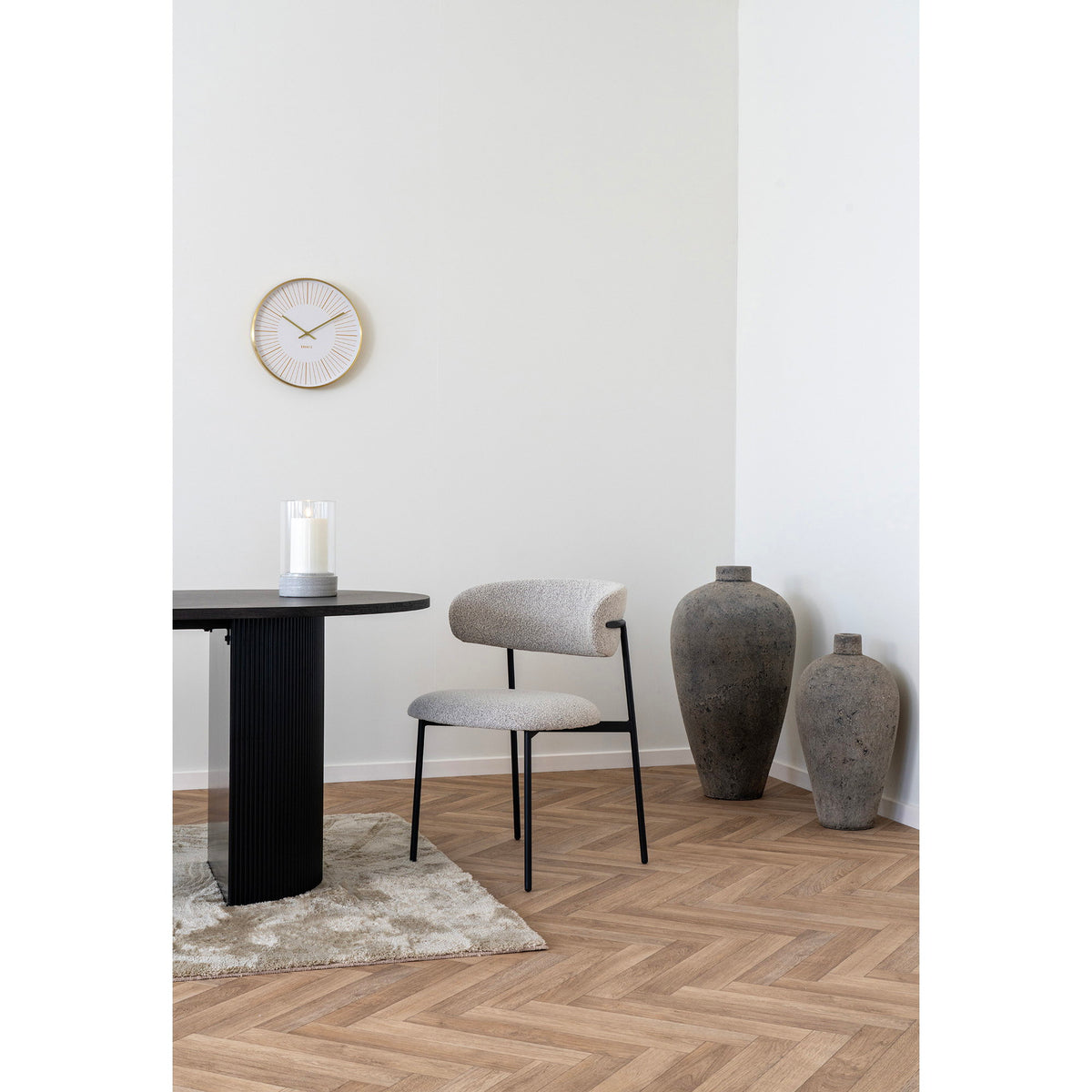 Bea Esszimmerstuhl 2er-Set – Bouclé Sand, Beine Schwarz – Ansicht 10