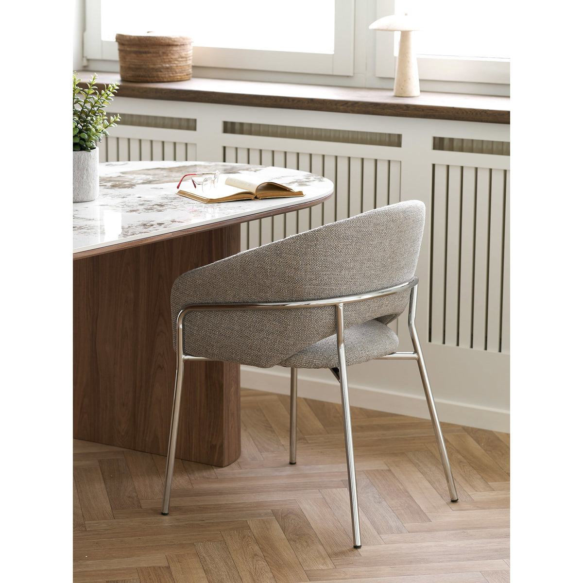 Dora Esszimmerstuhl 2er-Set – Stoff Hellgrau, Beine Chrom – Ansicht 8