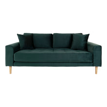 Ugo 2,5-Sitzer-Sofa – Samt Dunkelgrün, Beine Natur von Luiva Living