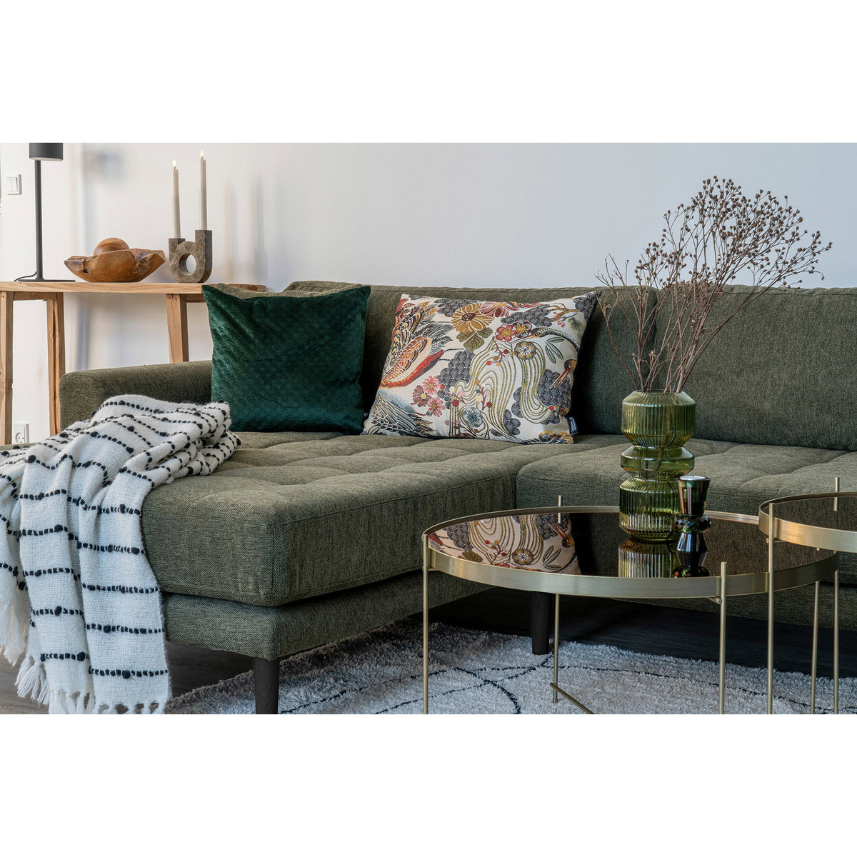 Ugo Sofa mit Récamiere links – Olivgrün, Beine Schwarz – Ansicht 7