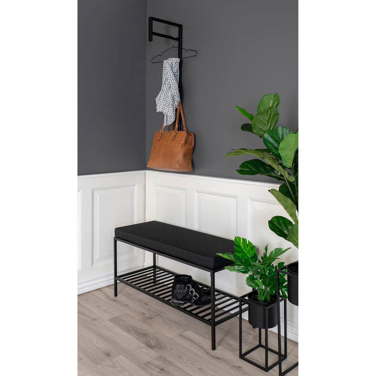 Sami Sitzbank mit Ablage – Schwarz, Beine Schwarz, 100 × 36 × 48,5 cm – Ansicht 5