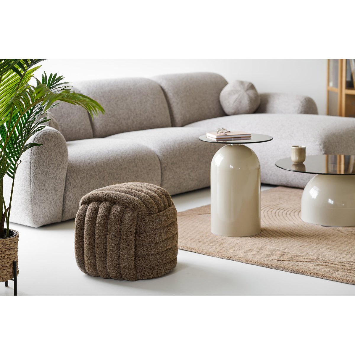 Vinz Pouf – Braun, 48 × 48 × 43 cm – Ansicht 4
