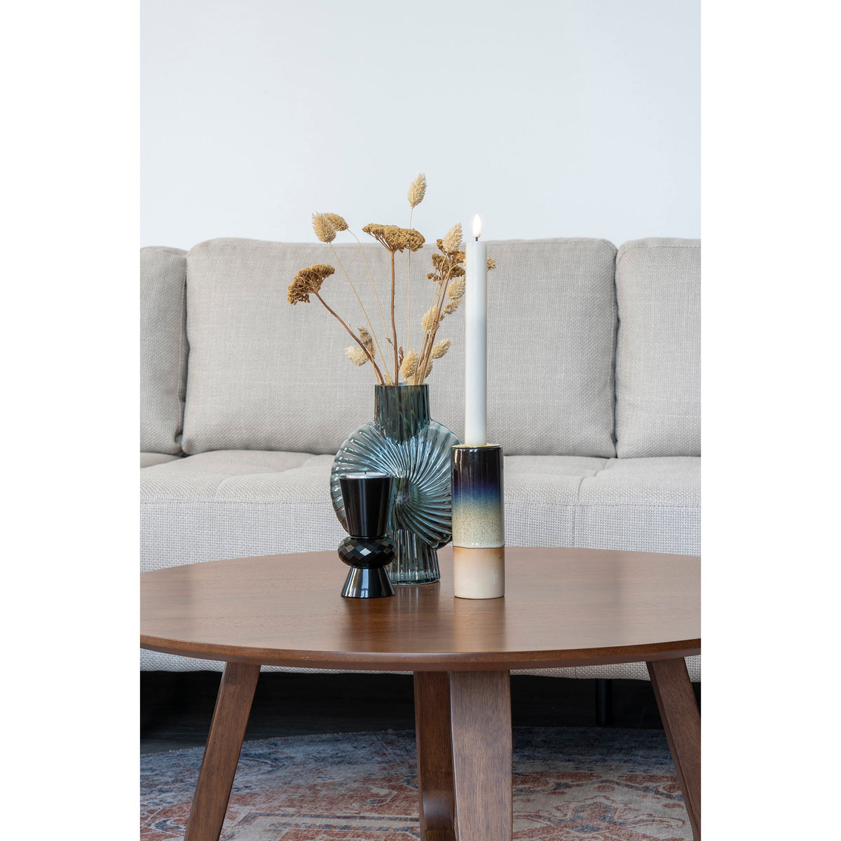 Frieda Couchtisch rund – Walnussfurnier Braun, ø 75 × 36 cm – Ansicht 7
