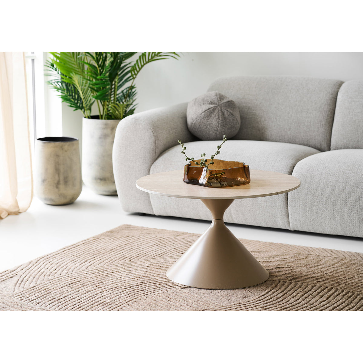 Vanja Couchtisch rund – Keramik/Stahl Travertin/Sand, ø 70 × 41 cm – Ansicht 7