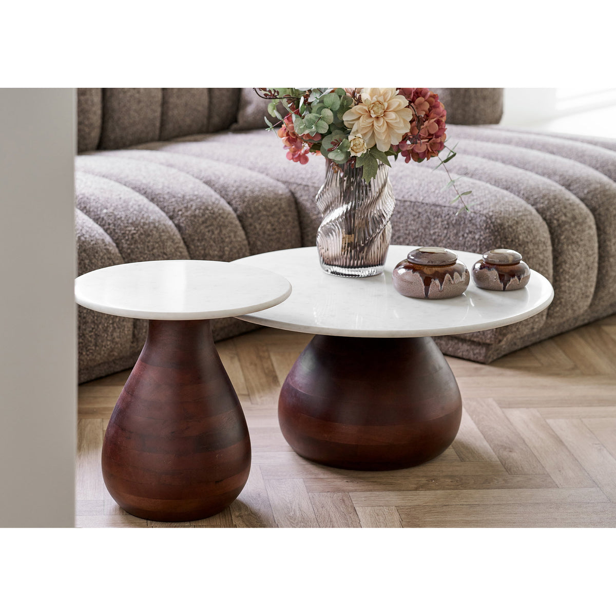 Aina Beistelltisch rund – Mangoholz/Marmor Dunkelbraun/Weiß, ø 40 × 41 cm – Ansicht 6