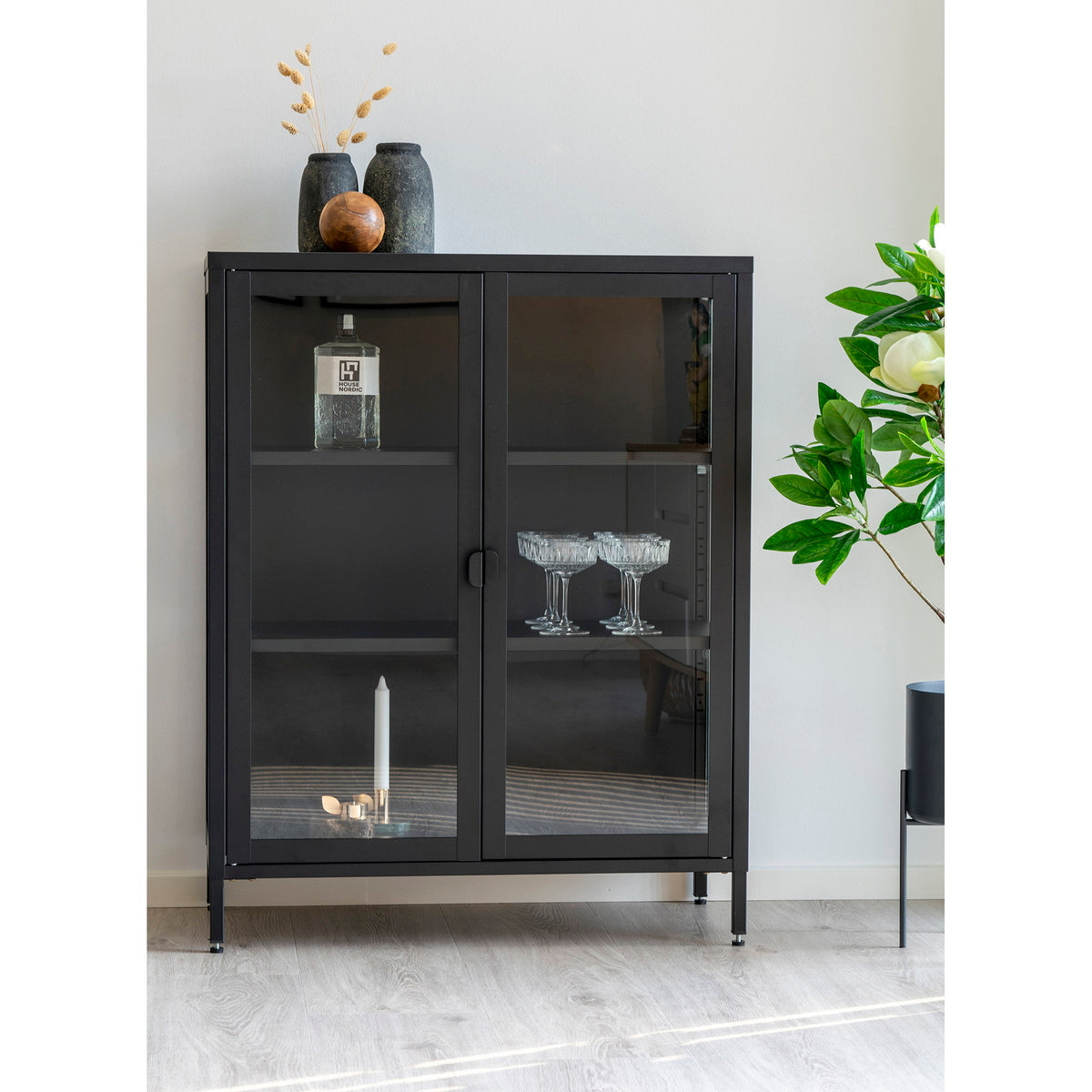 Arlo Vitrine mit 2 Glastüren – Stahl Schwarz, 80 × 40 × 101 cm – Ansicht 8