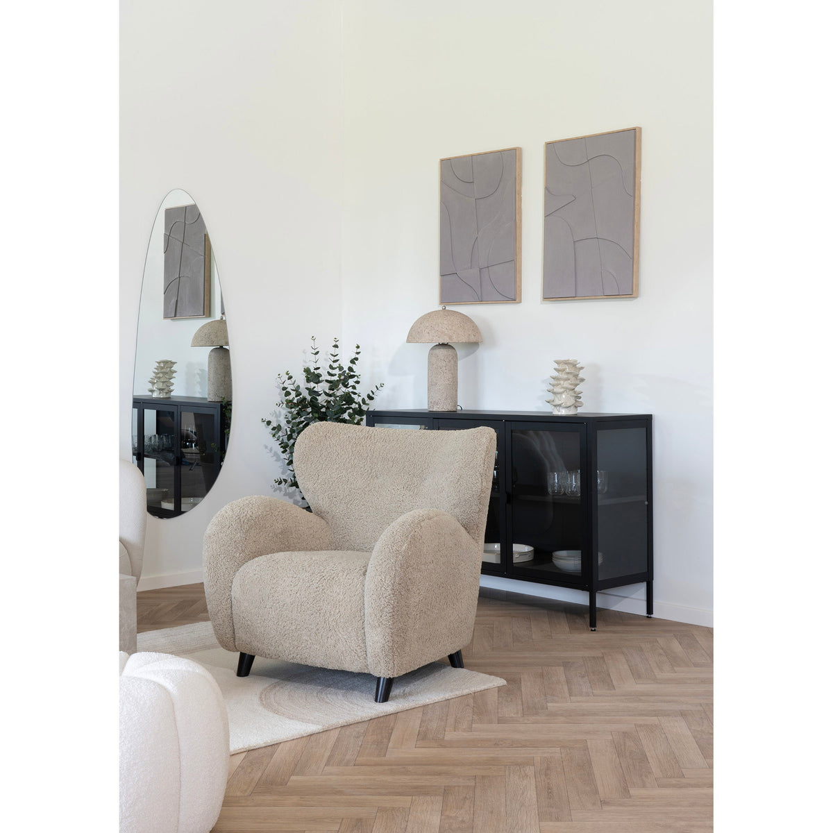 Arlo Sideboard mit 3 Glastüren – Stahl Schwarz, 140 × 40 × 85 cm – Ansicht 6