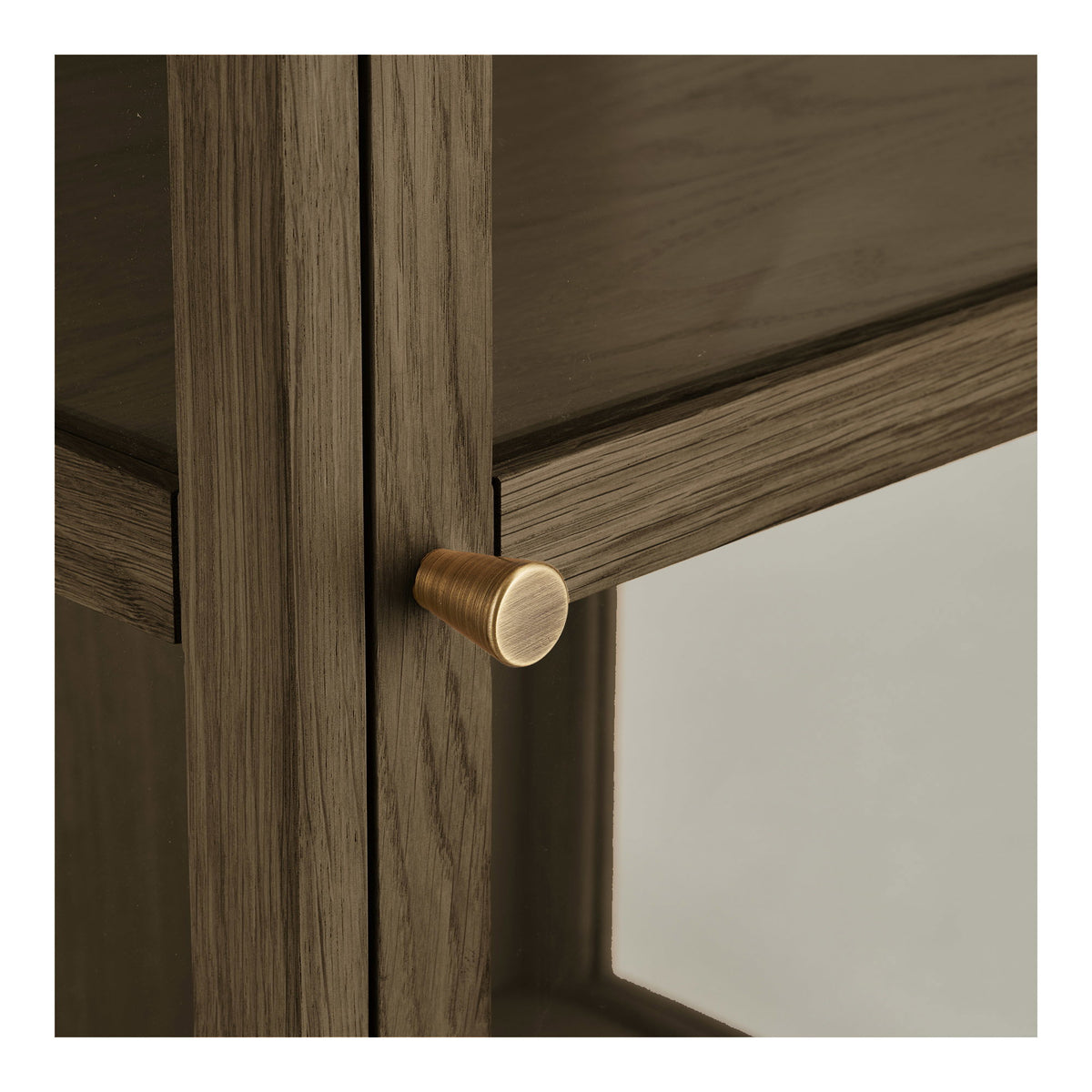 Fine Schrank mit Glastür – Eiche/Eichenfurnier Dunkelbraun, 47 × 40 × 180 cm – Ansicht 5