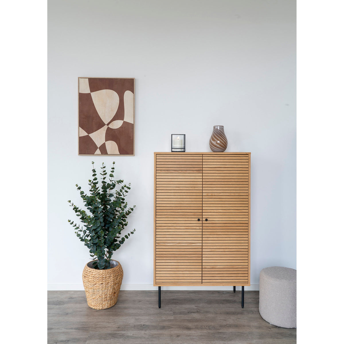 Gunnar Highboard mit 2 Türen – Eichenfurnier Natur, Beine Schwarz, 80 × 40 × 130 cm – Ansicht 6