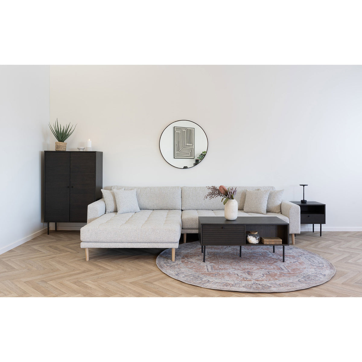 Gunnar Highboard mit 2 Türen – Furnier Eiche geräuchert, Beine Schwarz, 80 × 40 × 130 cm – Ansicht 8