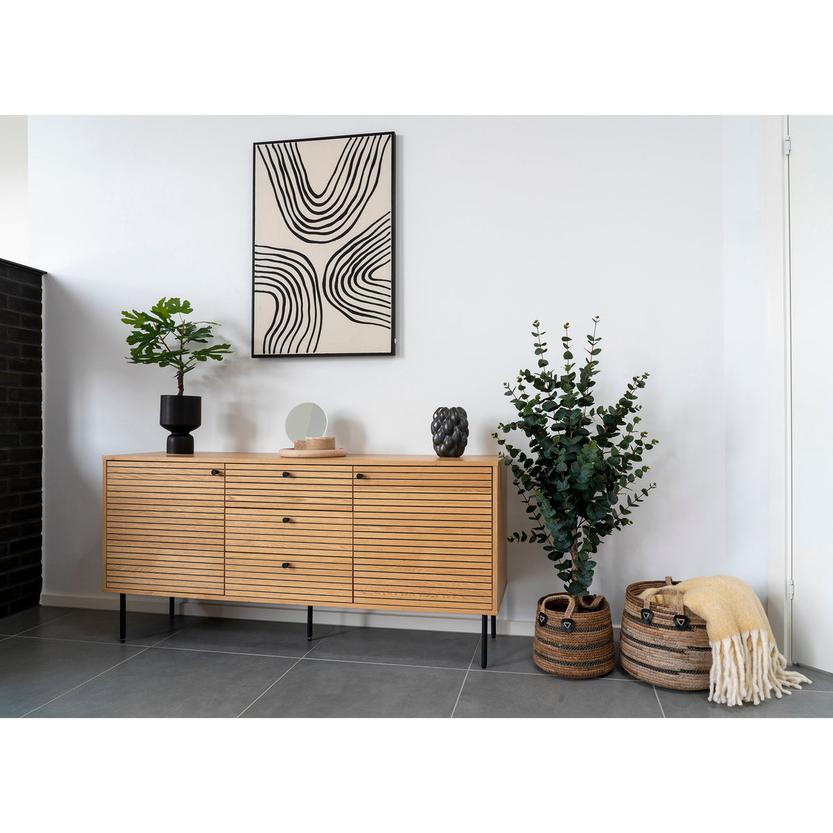 Gunnar Sideboard – Eichenfurnier Natur, Beine Schwarz, 150 × 40 × 74 cm – Ansicht 9