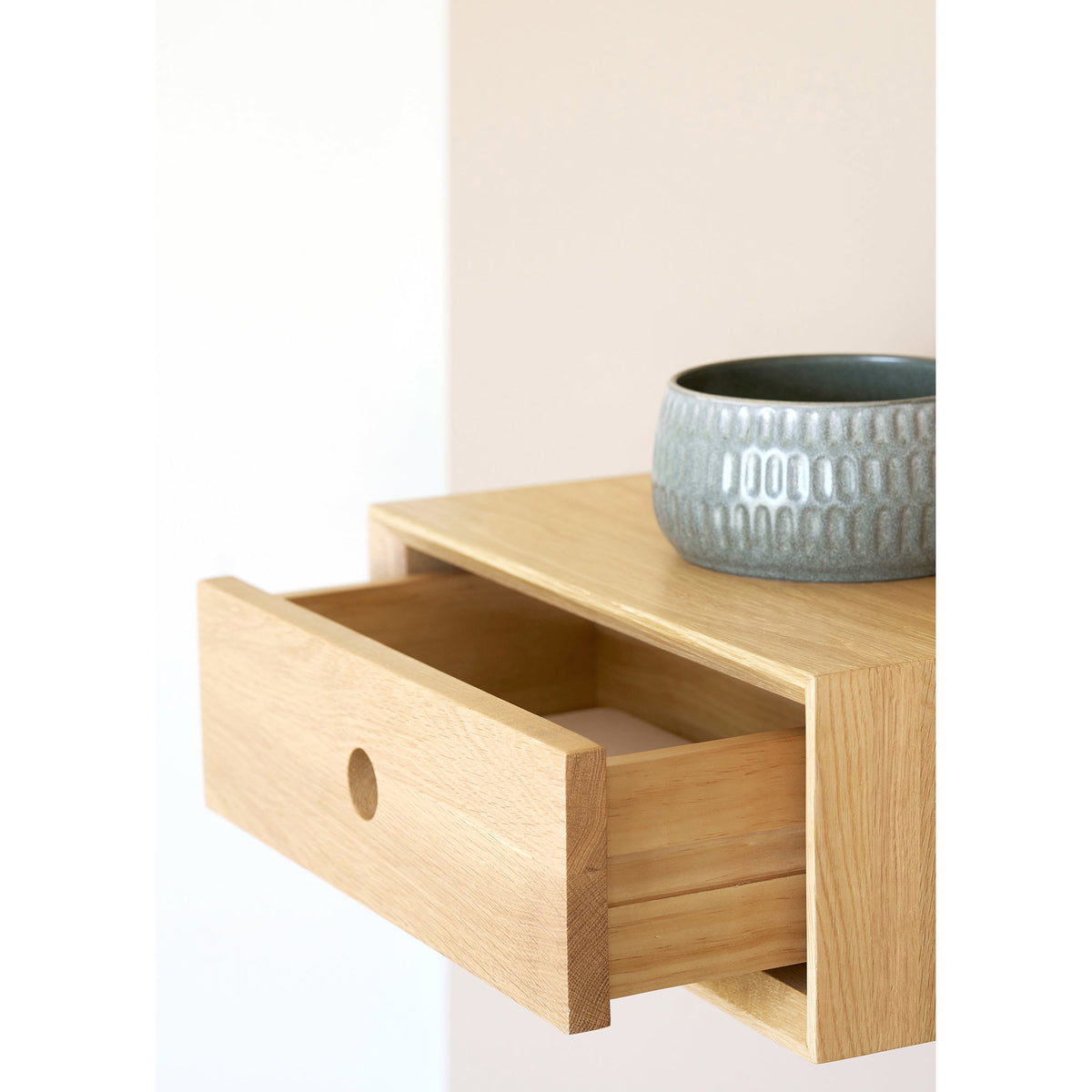 Carmen Hängekommode – Eiche lackiert, 40 × 25 × 15 cm – Ansicht 5