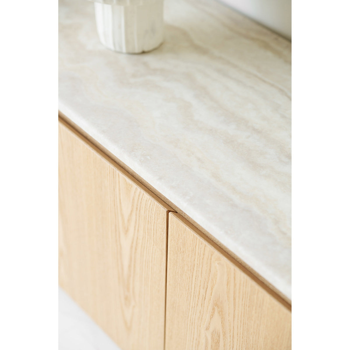 Eliza TV-Board – Granit/Eschenfurnier Natur/Cremeweiß, 160 × 40 × 45 cm – Ansicht 11