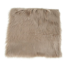 Sitzauflage in Lammfell-Optik – Taupe, 40 × 40 cm von Luiva Living
