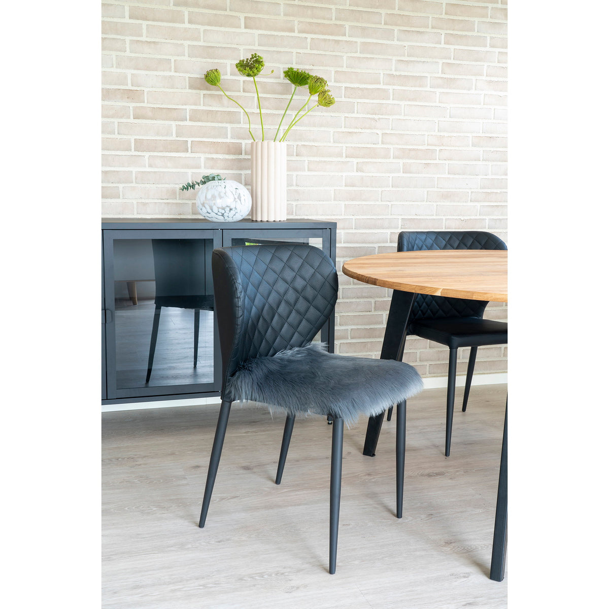 Sitzauflage in Lammfell-Optik – Grau, 40 × 40 cm – Ansicht 2