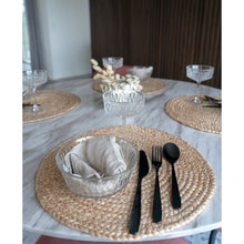 Signe Tischset rund 4er-Set – Jute, geflochten Natur, ø 38 cm – Ansicht 4