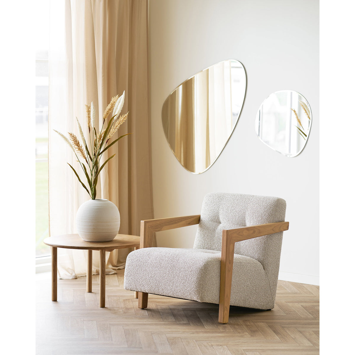 Janne Wandspiegel in organischer Form, facettiert – Glas Klar, 50 × 50 cm – Ansicht 3