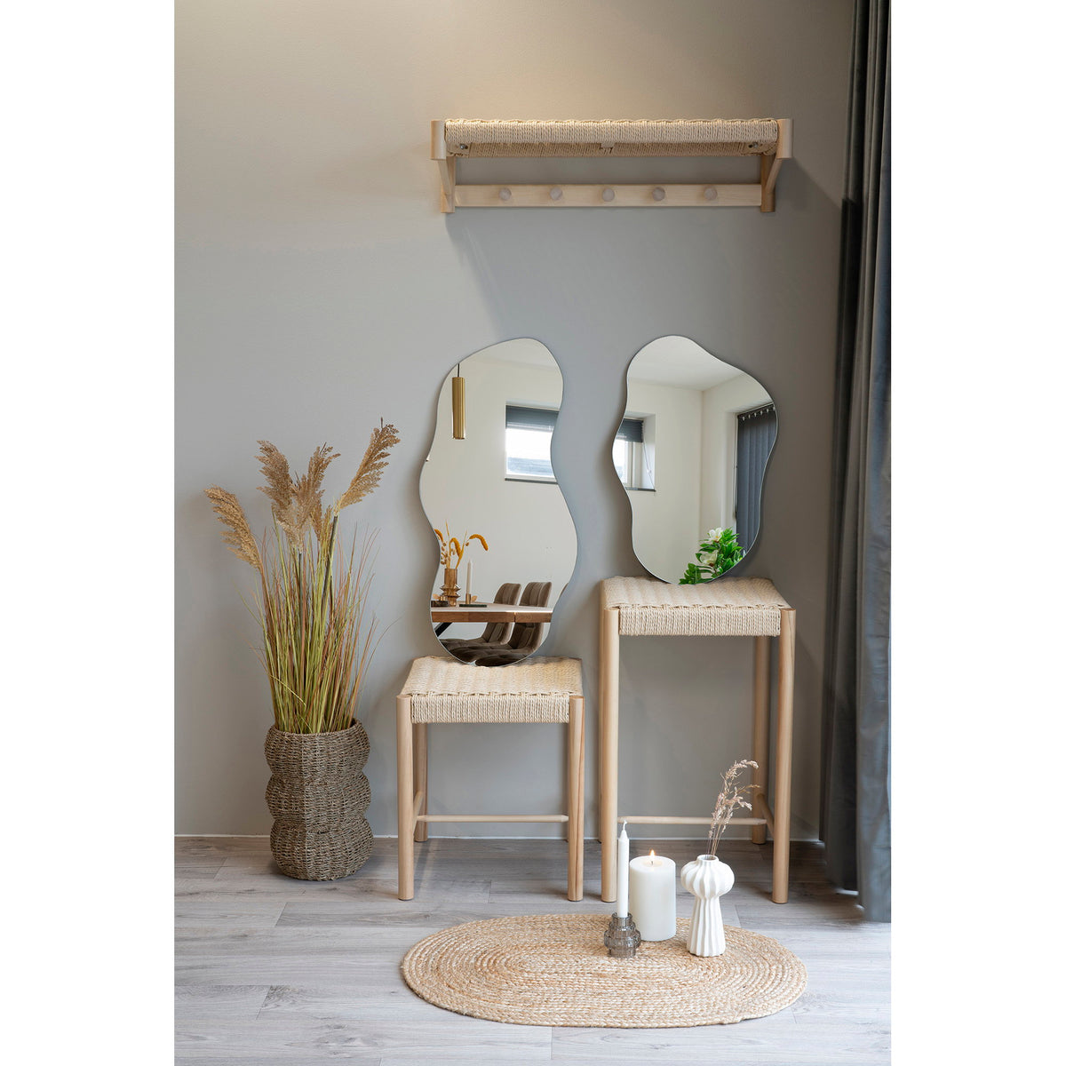 Rolf Wandspiegel in organischer Form – Glas, 40 × 60 cm – Ansicht 3