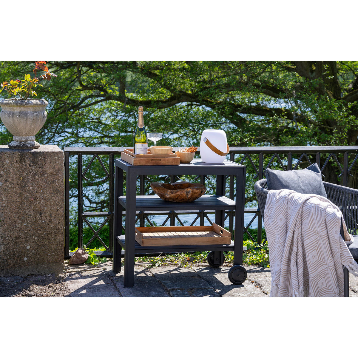 Vera Tablett – Teak Natur, 58 × 38 cm – Ansicht 4