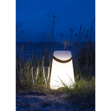 Bent LED-Weinkühler mit Trageriemen, akkubetrieben – Weiß von Luiva Living