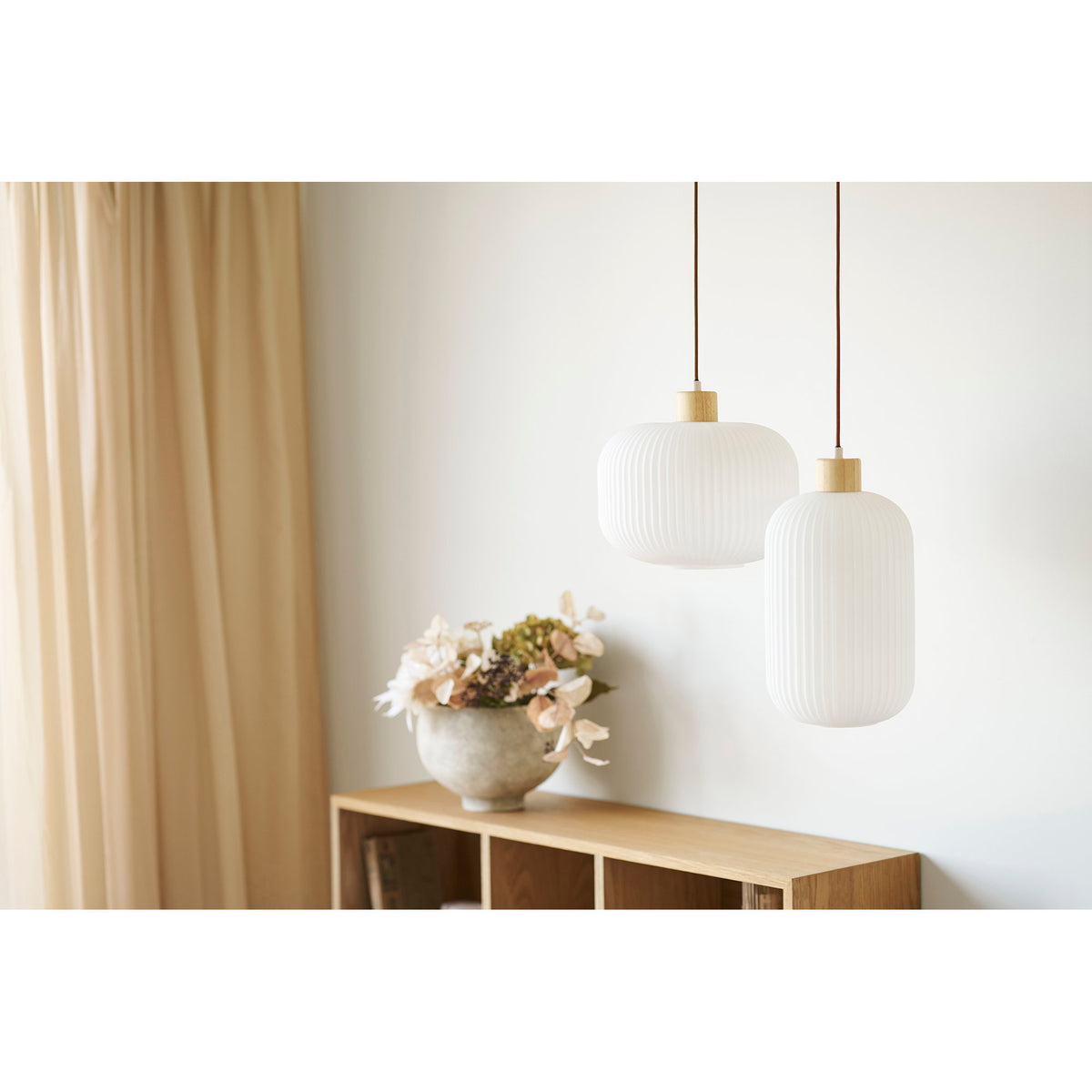 Nele Pendelleuchte – Glas/Holz Weiß, ø 20 cm – Ansicht 4