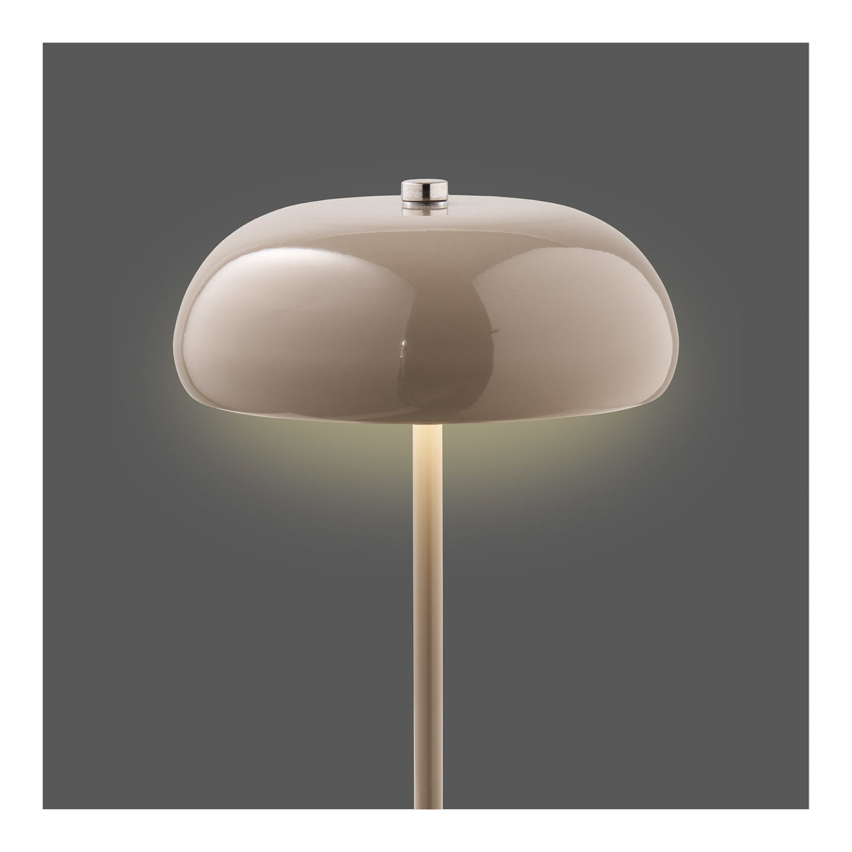 Madita Tischleuchte, akkubetrieben – Metall Taupe, ø 16 cm – Ansicht 4