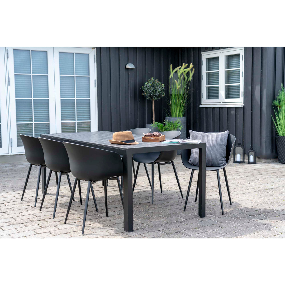Ulla Gartenstuhl 2er-Set – Polypropylen Schwarz, Beine Schwarz – Ansicht 9