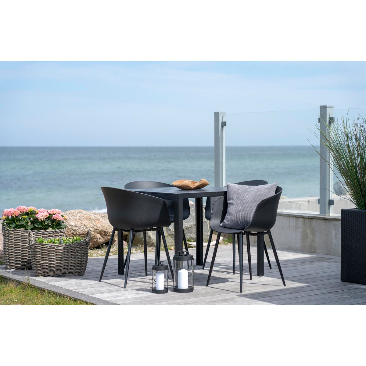 Ulla Gartenstuhl 2er-Set – Polypropylen Schwarz, Beine Schwarz – Ansicht 10