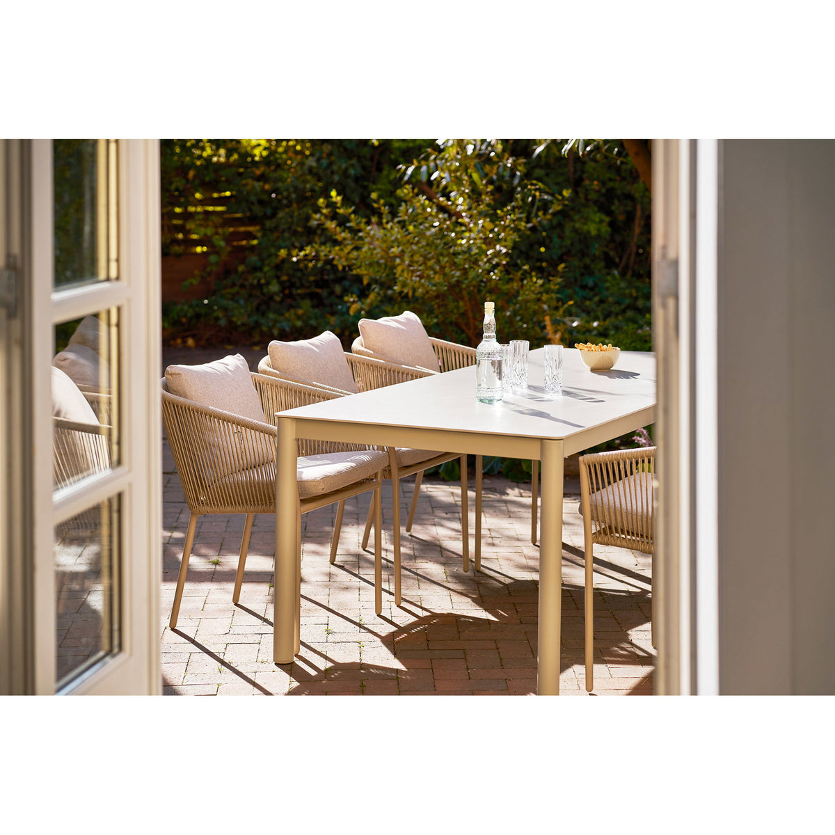 Yola Gartenstuhl 4er-Set inkl. Kissen – Aluminium/Polyester Sand – Ansicht 12
