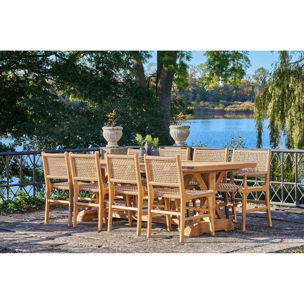 Sune Gartenstuhl 2er-Set mit Armlehnen – Teak Natur – Ansicht 10
