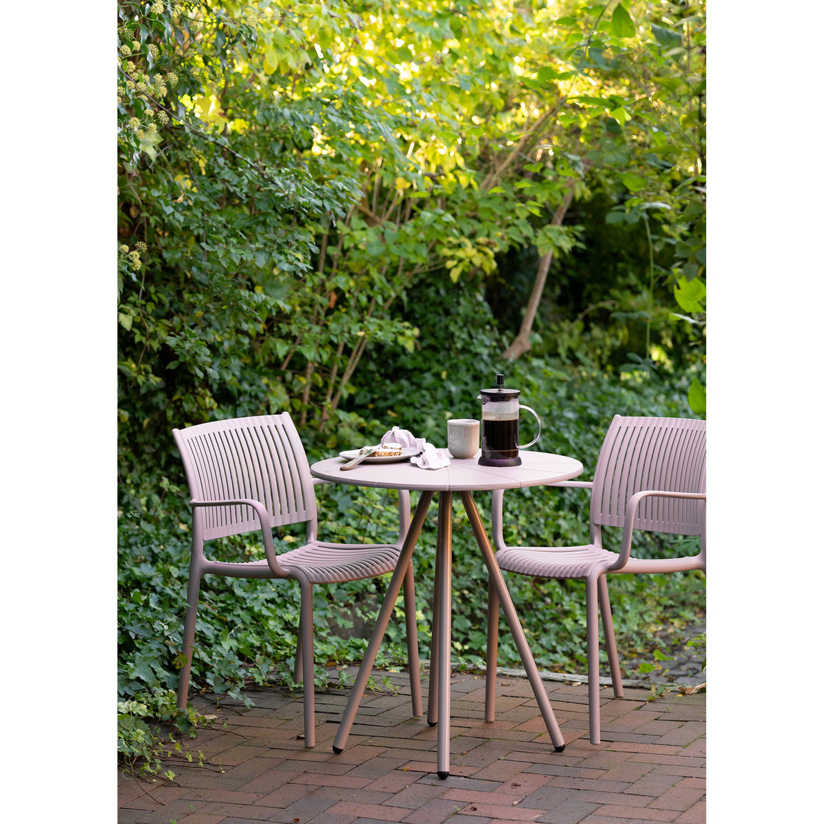 Lyra Gartenstuhl 4er-Set mit Armlehnen, stapelbar – Polypropylen Taupe – Ansicht 7