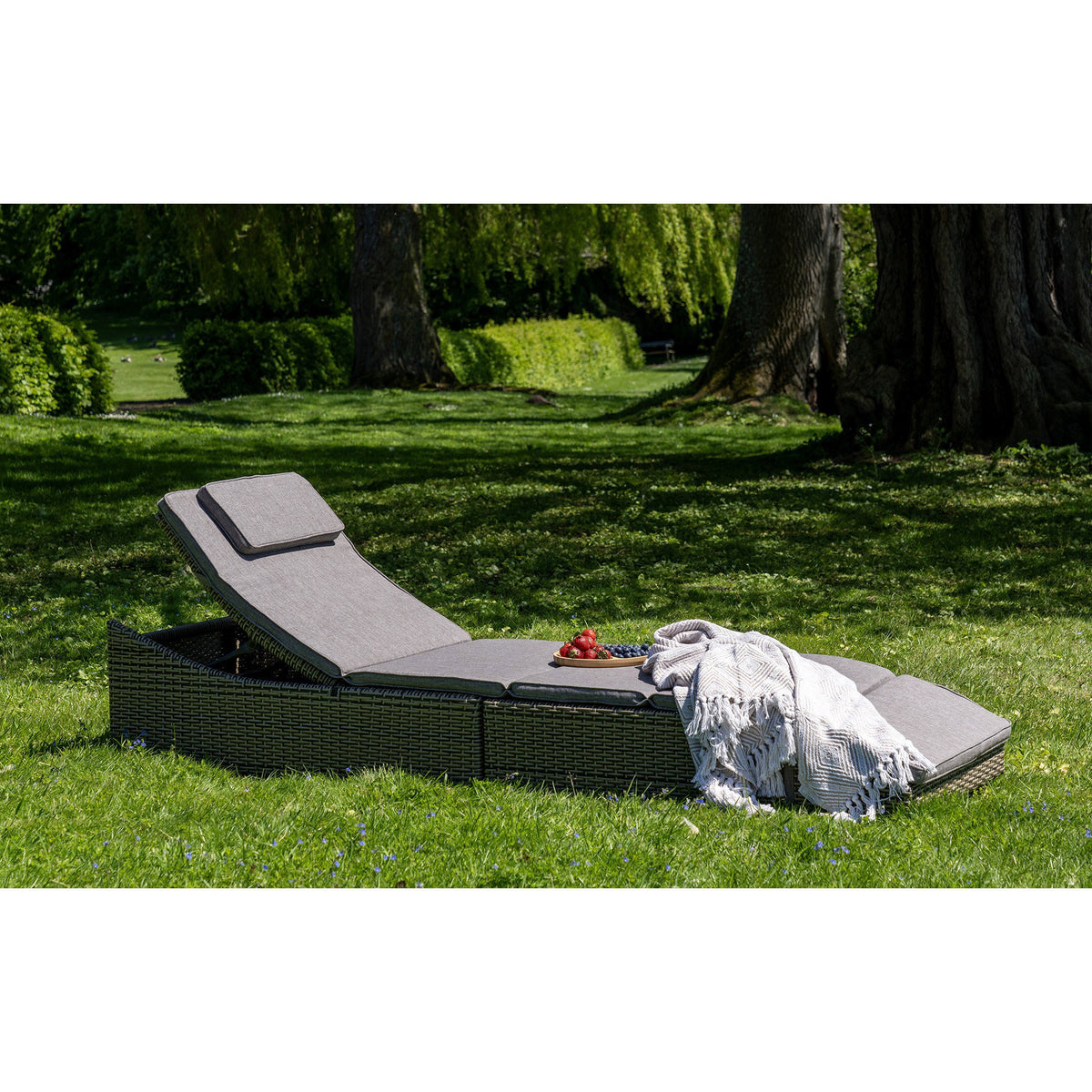 Folke Sonnenliege inkl. Kissen – Polyrattan Kubu-Grau – Ansicht 5