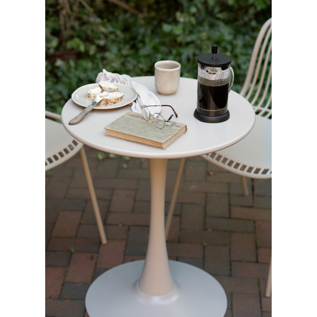 Saga Garten-Bistrotisch rund – Stahl Taupe, ø 60 cm – Ansicht 6