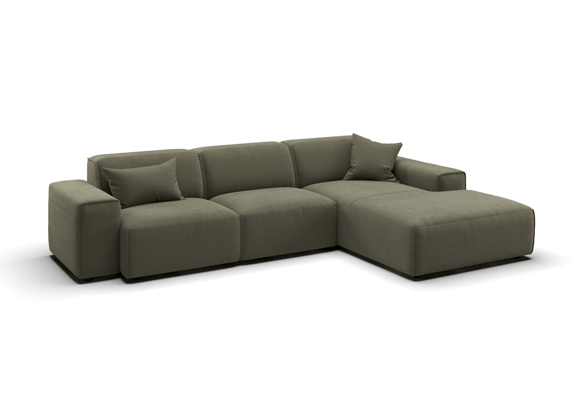 Lund Ecksofa mit Ottomane in Feincord Oliv, Ottomane rechts – mit Dekokissen