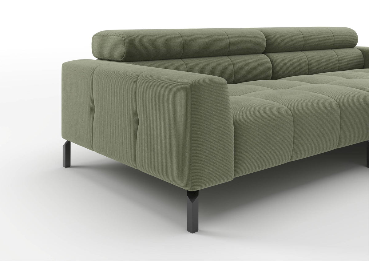 Kalmar Ecksofa kompakt mit Ottomane in Feincord Oliv – Detail Armlehne und Fuß