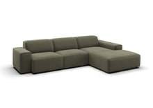 Lund Ecksofa mit Ottomane in Feincord Oliv, Ottomane rechts